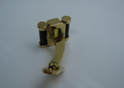 18ct Yellow Gold Sapphire and Onyx cufflinks 2