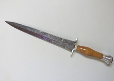 Ceremonial Damascus dagger, fine Silver and Gold stone Objet d'art 3